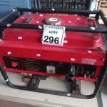LOTE 296 - 01 GERADOR PORTÁTIL MARCA BRANBCO MODELO B4T2500-S 110/220V.(FUNCIONANDO) (NO ESTADO) ATENÇÃO! FAZER A VISITAÇÃO ANTES DE ARREMATAR, NÃO SABEMOS SE FUNCIONA. LEILÃO NÃO TEM GARANTIA E NEM DEVOLUÇÃO, SUJEITO A POSSÍVEIS AVARIAS VISÍVEIS/OCULTAS E/OU AUSÊNCIA DE COMPONENTES.