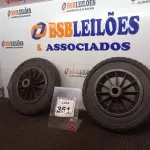 LOTE 351 - 02 PNEUS EM EVA EIXO(NOVO) (NO ESTADO) ATENÇÃO! FAZER A VISITAÇÃO ANTES DE ARREMATAR, NÃO SABEMOS SE FUNCIONA. LEILÃO NÃO TEM GARANTIA E NEM DEVOLUÇÃO, SUJEITO A POSSÍVEIS AVARIAS VISÍVEIS/OCULTAS E/OU AUSÊNCIA DE COMPONENTES.