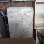 LOTE 333 - 01 CAMA BOX SOLTEIRO. (NO ESTADO) ATENÇÃO! FAZER A VISITAÇÃO ANTES DE ARREMATAR, NÃO SABEMOS SE FUNCIONA. LEILÃO NÃO TEM GARANTIA E NEM DEVOLUÇÃO, SUJEITO A POSSÍVEIS AVARIAS VISÍVEIS/OCULTAS E/OU AUSÊNCIA DE COMPONENTES.