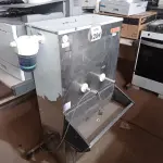 LOTE 294 - 01 BEBEDOURO MARCA NARDIN INCOMPLETO. (NO ESTADO) ATENÇÃO! FAZER A VISITAÇÃO ANTES DE ARREMATAR, NÃO SABEMOS SE FUNCIONA. LEILÃO NÃO TEM GARANTIA E NEM DEVOLUÇÃO, SUJEITO A POSSÍVEIS AVARIAS VISÍVEIS/OCULTAS E/OU AUSÊNCIA DE COMPONENTES.