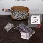 LOTE 357 - 01 KIT CONJUNTO DE PARAFUSOS P/TELHAS ROSCA SOBERBA 5/16 7,4MM. (NO ESTADO) ATENÇÃO! FAZER A VISITAÇÃO ANTES DE ARREMATAR, NÃO SABEMOS SE FUNCIONA. LEILÃO NÃO TEM GARANTIA E NEM DEVOLUÇÃO, SUJEITO A POSSÍVEIS AVARIAS VISÍVEIS/OCULTAS E/OU AUSÊNCIA DE COMPONENTES.