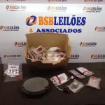 LOTE 153 - 01 LOTE C/DIVERSOS BOCAIS, INTERRUPTORES, TOMADAS E MATERIAIS DIVERSOS. (NO ESTADO) ATENÇÃO! FAZER A VISITAÇÃO ANTES DE ARREMATAR, NÃO SABEMOS SE FUNCIONA. LEILÃO NÃO TEM GARANTIA E NEM DEVOLUÇÃO, SUJEITO A POSSÍVEIS AVARIAS VISÍVEIS/OCULTAS E/OU AUSÊNCIA DE COMPONENTES.