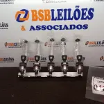LOTE 012 - 05 DOSADORES DE BEBIDAS. (NO ESTADO) ATENÇÃO! FAZER A VISITAÇÃO ANTES DE ARREMATAR, NÃO SABEMOS SE FUNCIONA. LEILÃO NÃO TEM GARANTIA E NEM DEVOLUÇÃO, SUJEITO A POSSÍVEIS AVARIAS VISÍVEIS/OCULTAS E/OU AUSÊNCIA DE COMPONENTES.