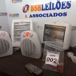 LOTE 002 - 04 AQUECEDORES PORTÁTEIS MARCAS E MODELOS DIVERSOS. (NO ESTADO) ATENÇÃO! FAZER A VISITAÇÃO ANTES DE ARREMATAR, NÃO SABEMOS SE FUNCIONA. LEILÃO NÃO TEM GARANTIA E NEM DEVOLUÇÃO, SUJEITO A POSSÍVEIS AVARIAS VISÍVEIS/OCULTAS E/OU AUSÊNCIA DE COMPONENTES.