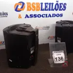 LOTE 136 - 02 CAIXAS DE SOM PASSIVA MARCA ONEAL. (NO ESTADO) ATENÇÃO! FAZER A VISITAÇÃO ANTES DE ARREMATAR, NÃO SABEMOS SE FUNCIONA. LEILÃO NÃO TEM GARANTIA E NEM DEVOLUÇÃO, SUJEITO A POSSÍVEIS AVARIAS VISÍVEIS/OCULTAS E/OU AUSÊNCIA DE COMPONENTES.