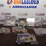 LOTE 087 - 07 PLACAS MÃE MARCAS E MODELOS DIVERSOS. (NO ESTADO) ATENÇÃO! FAZER A VISITAÇÃO ANTES DE ARREMATAR, NÃO SABEMOS SE FUNCIONA. LEILÃO NÃO TEM GARANTIA E NEM DEVOLUÇÃO, SUJEITO A POSSÍVEIS AVARIAS VISÍVEIS/OCULTAS E/OU AUSÊNCIA DE COMPONENTES.