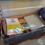 LOTE 141 - 01 LOTE C/DIVERSOS MATERIAIS P/ESCRITÓRIO. (NO ESTADO) ATENÇÃO! FAZER A VISITAÇÃO ANTES DE ARREMATAR, NÃO SABEMOS SE FUNCIONA. LEILÃO NÃO TEM GARANTIA E NEM DEVOLUÇÃO, SUJEITO A POSSÍVEIS AVARIAS VISÍVEIS/OCULTAS E/OU AUSÊNCIA DE COMPONENTES.