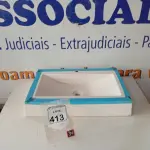 LOTE 413 - 01 CUBA QUADRADA BRANCA(NOVO). (NO ESTADO) ATENÇÃO! FAZER A VISITAÇÃO ANTES DE ARREMATAR, NÃO SABEMOS SE FUNCIONA. LEILÃO NÃO TEM GARANTIA E NEM DEVOLUÇÃO, SUJEITO A POSSÍVEIS AVARIAS VISÍVEIS/OCULTAS E/OU AUSÊNCIA DE COMPONENTES.