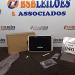 LOTE 040 - 01 TABLET MARCA INTEL. (NO ESTADO) ATENÇÃO! FAZER A VISITAÇÃO ANTES DE ARREMATAR, NÃO SABEMOS SE FUNCIONA. LEILÃO NÃO TEM GARANTIA E NEM DEVOLUÇÃO, SUJEITO A POSSÍVEIS AVARIAS VISÍVEIS/OCULTAS E/OU AUSÊNCIA DE COMPONENTES.