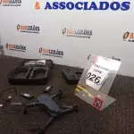 LOTE 026 - 01 DRONE. (NO ESTADO) ATENÇÃO! FAZER A VISITAÇÃO ANTES DE ARREMATAR, NÃO SABEMOS SE FUNCIONA. LEILÃO NÃO TEM GARANTIA E NEM DEVOLUÇÃO, SUJEITO A POSSÍVEIS AVARIAS VISÍVEIS/OCULTAS E/OU AUSÊNCIA DE COMPONENTES.