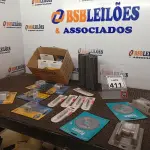 LOTE 411 - 02 LÂMINAS DE SERRA CIRCULAR 36 DENTES MARCA KAEF, 02 DOBRADIÇAS PIVOTANTE  MARCA PADO, 06 CORTADORES DE VIDRO MARCA CORTAG 80MM E VÁRIAS LIXAS(NOVO). (NO ESTADO) ATENÇÃO! FAZER A VISITAÇÃO ANTES DE ARREMATAR, NÃO SABEMOS SE FUNCIONA. LEILÃO NÃO TEM GARANTIA E NEM DEVOLUÇÃO, SUJEITO A POSSÍVEIS AVARIAS VISÍVEIS/OCULTAS E/OU AUSÊNCIA DE COMPONENTES.