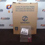 LOTE 355 - 01 CAIXA PLÁSTICA PARA UNIDADE DE MEDIÇÃO DE LIGAÇÃO DE ÁGUA(NOVO). (NO ESTADO) ATENÇÃO! FAZER A VISITAÇÃO ANTES DE ARREMATAR, NÃO SABEMOS SE FUNCIONA. LEILÃO NÃO TEM GARANTIA E NEM DEVOLUÇÃO, SUJEITO A POSSÍVEIS AVARIAS VISÍVEIS/OCULTAS E/OU AUSÊNCIA DE COMPONENTES.