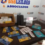 LOTE 411 - 02 LÂMINAS DE SERRA CIRCULAR 36 DENTES MARCA KAEF, 02 DOBRADIÇAS PIVOTANTE  MARCA PADO, 06 CORTADORES DE VIDRO MARCA CORTAG 80MM E VÁRIAS LIXAS(NOVO). (NO ESTADO) ATENÇÃO! FAZER A VISITAÇÃO ANTES DE ARREMATAR, NÃO SABEMOS SE FUNCIONA. LEILÃO NÃO TEM GARANTIA E NEM DEVOLUÇÃO, SUJEITO A POSSÍVEIS AVARIAS VISÍVEIS/OCULTAS E/OU AUSÊNCIA DE COMPONENTES.