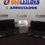 LOTE 021 - 02 NETBOOKS MARCA SAMSUNG E EEE. (NO ESTADO) ATENÇÃO! FAZER A VISITAÇÃO ANTES DE ARREMATAR, NÃO SABEMOS SE FUNCIONA. LEILÃO NÃO TEM GARANTIA E NEM DEVOLUÇÃO, SUJEITO A POSSÍVEIS AVARIAS VISÍVEIS/OCULTAS E/OU AUSÊNCIA DE COMPONENTES.