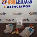 LOTE 398 - 04 REGISTROS DE GAVETA EM METAL MARCAS E MODELOS DIVERSOS(NOVO). (NO ESTADO) ATENÇÃO! FAZER A VISITAÇÃO ANTES DE ARREMATAR, NÃO SABEMOS SE FUNCIONA. LEILÃO NÃO TEM GARANTIA E NEM DEVOLUÇÃO, SUJEITO A POSSÍVEIS AVARIAS VISÍVEIS/OCULTAS E/OU AUSÊNCIA DE COMPONENTES.