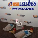 LOTE 398 - 04 REGISTROS DE GAVETA EM METAL MARCAS E MODELOS DIVERSOS(NOVO). (NO ESTADO) ATENÇÃO! FAZER A VISITAÇÃO ANTES DE ARREMATAR, NÃO SABEMOS SE FUNCIONA. LEILÃO NÃO TEM GARANTIA E NEM DEVOLUÇÃO, SUJEITO A POSSÍVEIS AVARIAS VISÍVEIS/OCULTAS E/OU AUSÊNCIA DE COMPONENTES.