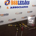 LOTE 071 - 06 CHAVES PHILIPS TAMANHOS DIVERSOS. (NO ESTADO) ATENÇÃO! FAZER A VISITAÇÃO ANTES DE ARREMATAR, NÃO SABEMOS SE FUNCIONA. LEILÃO NÃO TEM GARANTIA E NEM DEVOLUÇÃO, SUJEITO A POSSÍVEIS AVARIAS VISÍVEIS/OCULTAS E/OU AUSÊNCIA DE COMPONENTES.