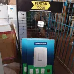 LOTE 434 - 01 EXPOSITOR DE FERRO E 02 QUADROS P/PROPAGANDA (NO ESTADO) ATENÇÃO! FAZER A VISITAÇÃO ANTES DE ARREMATAR, NÃO SABEMOS SE FUNCIONA. LEILÃO NÃO TEM GARANTIA E NEM DEVOLUÇÃO, SUJEITO A POSSÍVEIS AVARIAS VISÍVEIS/OCULTAS E/OU AUSÊNCIA DE COMPONENTES.