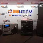 LOTE 003 - 02 MICROSSYSTEM MARCA PHILIPS E PHILCO. (NO ESTADO) ATENÇÃO! FAZER A VISITAÇÃO ANTES DE ARREMATAR, NÃO SABEMOS SE FUNCIONA. LEILÃO NÃO TEM GARANTIA E NEM DEVOLUÇÃO, SUJEITO A POSSÍVEIS AVARIAS VISÍVEIS/OCULTAS E/OU AUSÊNCIA DE COMPONENTES.