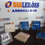 LOTE 318 - 05 FITAS ANTIGAS. (NO ESTADO) ATENÇÃO! FAZER A VISITAÇÃO ANTES DE ARREMATAR, NÃO SABEMOS SE FUNCIONA. LEILÃO NÃO TEM GARANTIA E NEM DEVOLUÇÃO, SUJEITO A POSSÍVEIS AVARIAS VISÍVEIS/OCULTAS E/OU AUSÊNCIA DE COMPONENTES.