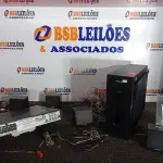 LOTE 337 - 01 HOME-THEATER MARCA PHILIPS. (NO ESTADO) ATENÇÃO! FAZER A VISITAÇÃO ANTES DE ARREMATAR, NÃO SABEMOS SE FUNCIONA. LEILÃO NÃO TEM GARANTIA E NEM DEVOLUÇÃO, SUJEITO A POSSÍVEIS AVARIAS VISÍVEIS/OCULTAS E/OU AUSÊNCIA DE COMPONENTES.
