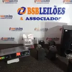 LOTE 333 - 01 HOME-THEATER MARCA LG. (NO ESTADO) ATENÇÃO! FAZER A VISITAÇÃO ANTES DE ARREMATAR, NÃO SABEMOS SE FUNCIONA. LEILÃO NÃO TEM GARANTIA E NEM DEVOLUÇÃO, SUJEITO A POSSÍVEIS AVARIAS VISÍVEIS/OCULTAS E/OU AUSÊNCIA DE COMPONENTES.