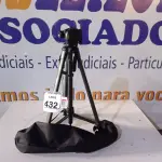 LOTE 432 - 01 TRIPÉ P/CÂMERA MARCA TOMATE(NOVO). (NO ESTADO) ATENÇÃO! FAZER A VISITAÇÃO ANTES DE ARREMATAR, NÃO SABEMOS SE FUNCIONA. LEILÃO NÃO TEM GARANTIA E NEM DEVOLUÇÃO, SUJEITO A POSSÍVEIS AVARIAS VISÍVEIS/OCULTAS E/OU AUSÊNCIA DE COMPONENTES.
