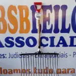 LOTE 285 - 01 GARFO P/FENO. (NO ESTADO) ATENÇÃO! FAZER A VISITAÇÃO ANTES DE ARREMATAR, NÃO SABEMOS SE FUNCIONA. LEILÃO NÃO TEM GARANTIA E NEM DEVOLUÇÃO, SUJEITO A POSSÍVEIS AVARIAS VISÍVEIS/OCULTAS E/OU AUSÊNCIA DE COMPONENTES.