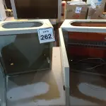 LOTE 262 - 02 CAIXAS DE FERRO P/QUADROS ELÉTRICOS. (NO ESTADO) ATENÇÃO! FAZER A VISITAÇÃO ANTES DE ARREMATAR, NÃO SABEMOS SE FUNCIONA. LEILÃO NÃO TEM GARANTIA E NEM DEVOLUÇÃO, SUJEITO A POSSÍVEIS AVARIAS VISÍVEIS/OCULTAS E/OU AUSÊNCIA DE COMPONENTES.