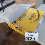 LOTE 321 - 02 CAIXAS DE VEDACIT ARGAMASSA POLIMÉRICA IMPERMEÁVEL. (NO ESTADO) ATENÇÃO! FAZER A VISITAÇÃO ANTES DE ARREMATAR, NÃO SABEMOS SE FUNCIONA. LEILÃO NÃO TEM GARANTIA E NEM DEVOLUÇÃO, SUJEITO A POSSÍVEIS AVARIAS VISÍVEIS/OCULTAS E/OU AUSÊNCIA DE COMPONENTES.