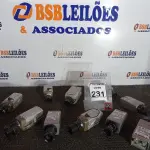 LOTE 231 - 10 CÂMERAS DE SEGURANÇA MARCAS E MODELOS DIVERSOS. (NO ESTADO) ATENÇÃO! FAZER A VISITAÇÃO ANTES DE ARREMATAR, NÃO SABEMOS SE FUNCIONA. LEILÃO NÃO TEM GARANTIA E NEM DEVOLUÇÃO, SUJEITO A POSSÍVEIS AVARIAS VISÍVEIS/OCULTAS E/OU AUSÊNCIA DE COMPONENTES.