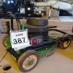 LOTE 387 - 01 MÁQUINA DE CORTAR GRAMA MARCA TRAPP. (NO ESTADO) ATENÇÃO! FAZER A VISITAÇÃO ANTES DE ARREMATAR, NÃO SABEMOS SE FUNCIONA. LEILÃO NÃO TEM GARANTIA E NEM DEVOLUÇÃO, SUJEITO A POSSÍVEIS AVARIAS VISÍVEIS/OCULTAS E/OU AUSÊNCIA DE COMPONENTES.