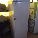 LOTE 406 - 01 GELADEIRA MARCA BOSCH DYNAMIC COOLIN 220V.  (NO ESTADO) ATENÇÃO! FAZER A VISITAÇÃO ANTES DE ARREMATAR, NÃO SABEMOS SE FUNCIONA. LEILÃO NÃO TEM GARANTIA E NEM DEVOLUÇÃO, SUJEITO A POSSÍVEIS AVARIAS VISÍVEIS/OCULTAS E/OU AUSÊNCIA DE COMPONENTES.