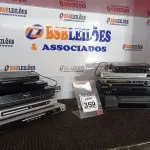 LOTE 359 - 01 VÍDEO CASSETE E VÁRIOS APARELHOS DE DVD MARCAS E MODELOS DIVERSOS. (NO ESTADO) ATENÇÃO! FAZER A VISITAÇÃO ANTES DE ARREMATAR, NÃO SABEMOS SE FUNCIONA. LEILÃO NÃO TEM GARANTIA E NEM DEVOLUÇÃO, SUJEITO A POSSÍVEIS AVARIAS VISÍVEIS/OCULTAS E/OU AUSÊNCIA DE COMPONENTES.
