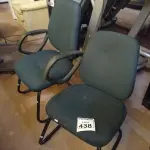 LOTE 438 - 02 CADEIRAS PÉ FIXO EM TECIDO NA COR AZUL. (NO ESTADO) ATENÇÃO! FAZER A VISITAÇÃO ANTES DE ARREMATAR, NÃO SABEMOS SE FUNCIONA. LEILÃO NÃO TEM GARANTIA E NEM DEVOLUÇÃO, SUJEITO A POSSÍVEIS AVARIAS VISÍVEIS/OCULTAS E/OU AUSÊNCIA DE COMPONENTES.