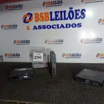 LOTE 250 - 03 MINIS CPU’S MARCA POSITIVO P/RETIRADA DE PEÇAS. (NO ESTADO) ATENÇÃO! FAZER A VISITAÇÃO ANTES DE ARREMATAR, NÃO SABEMOS SE FUNCIONA. LEILÃO NÃO TEM GARANTIA E NEM DEVOLUÇÃO, SUJEITO A POSSÍVEIS AVARIAS VISÍVEIS/OCULTAS E/OU AUSÊNCIA DE COMPONENTES.