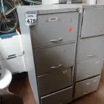 LOTE 475 - 02 ARQUIVOS DE AÇO C/04 GAVETAS CADA. (NO ESTADO) ATENÇÃO! FAZER A VISITAÇÃO ANTES DE ARREMATAR, NÃO SABEMOS SE FUNCIONA. LEILÃO NÃO TEM GARANTIA E NEM DEVOLUÇÃO, SUJEITO A POSSÍVEIS AVARIAS VISÍVEIS/OCULTAS E/OU AUSÊNCIA DE COMPONENTES.