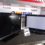 LOTE 368 - 02 TVS 26” MARCA SONY E SAMSUNG. (NO ESTADO) ATENÇÃO! FAZER A VISITAÇÃO ANTES DE ARREMATAR, NÃO SABEMOS SE FUNCIONA. LEILÃO NÃO TEM GARANTIA E NEM DEVOLUÇÃO, SUJEITO A POSSÍVEIS AVARIAS VISÍVEIS/OCULTAS E/OU AUSÊNCIA DE COMPONENTES.