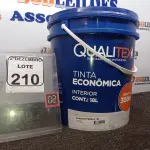 LOTE 210 - 01 GALÃO DE TINTA MARCA QUALITEX 18L. (NO ESTADO) ATENÇÃO! FAZER A VISITAÇÃO ANTES DE ARREMATAR, NÃO SABEMOS SE FUNCIONA. LEILÃO NÃO TEM GARANTIA E NEM DEVOLUÇÃO, SUJEITO A POSSÍVEIS AVARIAS VISÍVEIS/OCULTAS E/OU AUSÊNCIA DE COMPONENTES.
