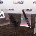 LOTE 265 - 01 FACA TAMANHO MEDIANO(NOVO). (NO ESTADO) ATENÇÃO! FAZER A VISITAÇÃO ANTES DE ARREMATAR, NÃO SABEMOS SE FUNCIONA. LEILÃO NÃO TEM GARANTIA E NEM DEVOLUÇÃO, SUJEITO A POSSÍVEIS AVARIAS VISÍVEIS/OCULTAS E/OU AUSÊNCIA DE COMPONENTES.