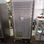 LOTE 276 - 01 GELADEIRA MARCA BOSCH. (NO ESTADO) ATENÇÃO! FAZER A VISITAÇÃO ANTES DE ARREMATAR, NÃO SABEMOS SE FUNCIONA. LEILÃO NÃO TEM GARANTIA E NEM DEVOLUÇÃO, SUJEITO A POSSÍVEIS AVARIAS VISÍVEIS/OCULTAS E/OU AUSÊNCIA DE COMPONENTES.