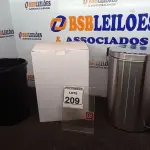 LOTE 209 - 01 LIXEIRA EM INOX COM PEDAL 12L MARCA MOOD. (NO ESTADO) ATENÇÃO! FAZER A VISITAÇÃO ANTES DE ARREMATAR, NÃO SABEMOS SE FUNCIONA. LEILÃO NÃO TEM GARANTIA E NEM DEVOLUÇÃO, SUJEITO A POSSÍVEIS AVARIAS VISÍVEIS/OCULTAS E/OU AUSÊNCIA DE COMPONENTES.