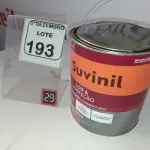 LOTE 193 - 01 LATA DE TINTA COR BRILHANTE COLORADO MARCA SUVINIL 3,6L P/MADEIRAS E METAIS. (NO ESTADO) ATENÇÃO! FAZER A VISITAÇÃO ANTES DE ARREMATAR, NÃO SABEMOS SE FUNCIONA. LEILÃO NÃO TEM GARANTIA E NEM DEVOLUÇÃO, SUJEITO A POSSÍVEIS AVARIAS VISÍVEIS/OCULTAS E/OU AUSÊNCIA DE COMPONENTES.