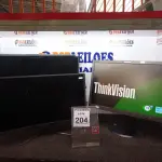 LOTE 204 - 01 TV 32” MARCA SAMSUNG E 01 MONITOR LCD. (NO ESTADO) ATENÇÃO! FAZER A VISITAÇÃO ANTES DE ARREMATAR, NÃO SABEMOS SE FUNCIONA. LEILÃO NÃO TEM GARANTIA E NEM DEVOLUÇÃO, SUJEITO A POSSÍVEIS AVARIAS VISÍVEIS/OCULTAS E/OU AUSÊNCIA DE COMPONENTES.
