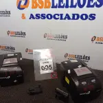 LOTE 005 - 02 IMPRESSORAS DE CUPOM FISCAL MARCA BEMATECH. (NO ESTADO) ATENÇÃO! FAZER A VISITAÇÃO ANTES DE ARREMATAR, NÃO SABEMOS SE FUNCIONA. LEILÃO NÃO TEM GARANTIA E NEM DEVOLUÇÃO, SUJEITO A POSSÍVEIS AVARIAS VISÍVEIS/OCULTAS E/OU AUSÊNCIA DE COMPONENTES.
