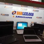 LOTE 202 - 05 NOTEBOOKS MARCAS E MODELOS DIVERSOS P/RETIRADA DE PEÇAS. (NO ESTADO) ATENÇÃO! FAZER A VISITAÇÃO ANTES DE ARREMATAR, NÃO SABEMOS SE FUNCIONA. LEILÃO NÃO TEM GARANTIA E NEM DEVOLUÇÃO, SUJEITO A POSSÍVEIS AVARIAS VISÍVEIS/OCULTAS E/OU AUSÊNCIA DE COMPONENTES.