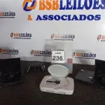 LOTE 236 - 01 VÍDEO GAME PS1 E 02 VÍDEO GAMES PS2 C/UM CONTROLE. (NO ESTADO) ATENÇÃO! FAZER A VISITAÇÃO ANTES DE ARREMATAR, NÃO SABEMOS SE FUNCIONA. LEILÃO NÃO TEM GARANTIA E NEM DEVOLUÇÃO, SUJEITO A POSSÍVEIS AVARIAS VISÍVEIS/OCULTAS E/OU AUSÊNCIA DE COMPONENTES.