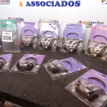 LOTE 258 - 10 FONES DE OUVIDO MARCA FISRTLINE (NOVO). (NO ESTADO) ATENÇÃO! FAZER A VISITAÇÃO ANTES DE ARREMATAR, NÃO SABEMOS SE FUNCIONA. LEILÃO NÃO TEM GARANTIA E NEM DEVOLUÇÃO, SUJEITO A POSSÍVEIS AVARIAS VISÍVEIS/OCULTAS E/OU AUSÊNCIA DE COMPONENTES.