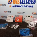 LOTE 029 - 05 FITAS P/GRAVADOR DE ROLOS ANTIGAS. (NO ESTADO) ATENÇÃO! FAZER A VISITAÇÃO ANTES DE ARREMATAR, NÃO SABEMOS SE FUNCIONA. LEILÃO NÃO TEM GARANTIA E NEM DEVOLUÇÃO, SUJEITO A POSSÍVEIS AVARIAS VISÍVEIS/OCULTAS E/OU AUSÊNCIA DE COMPONENTES.