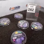LOTE 262 - 01 LOTE C/APROXIMADAMENTE 100 MIDIAS BLURAY. (NO ESTADO) ATENÇÃO! FAZER A VISITAÇÃO ANTES DE ARREMATAR, NÃO SABEMOS SE FUNCIONA. LEILÃO NÃO TEM GARANTIA E NEM DEVOLUÇÃO, SUJEITO A POSSÍVEIS AVARIAS VISÍVEIS/OCULTAS E/OU AUSÊNCIA DE COMPONENTES.